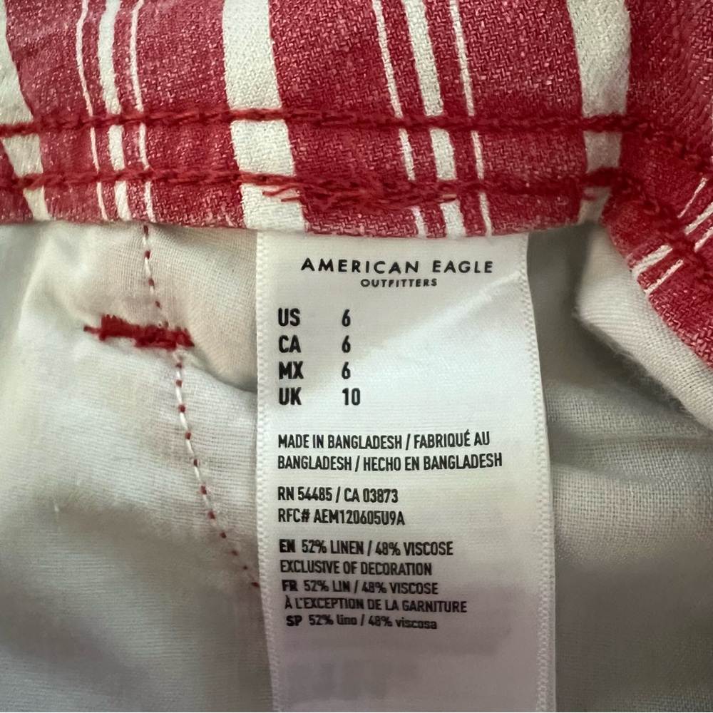 American Eagle Hi-Rise Red Striped Shorts - Picture 4 of 4